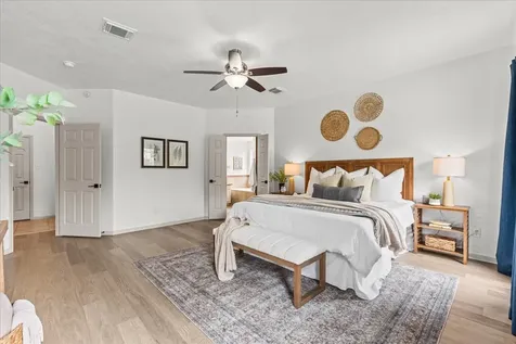 3721 Pinehurst Drive Pearland TX 77581