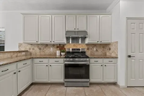 3721 Pinehurst Drive Pearland TX 77581