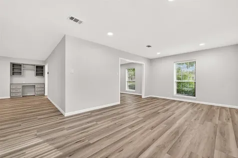 6034 Autumn Forest Drive Houston TX 77092