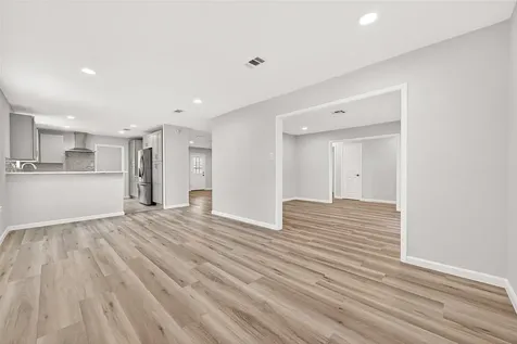 6034 Autumn Forest Drive Houston TX 77092