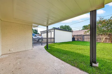6034 Autumn Forest Drive Houston TX 77092