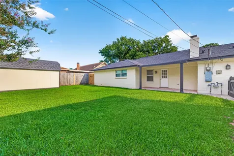 6034 Autumn Forest Drive Houston TX 77092