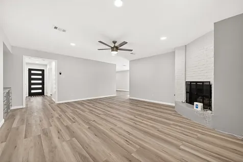 6034 Autumn Forest Drive Houston TX 77092