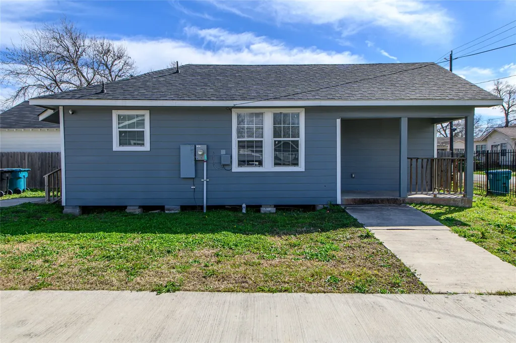 3409 Simmons Street Houston TX 77004