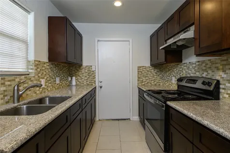 3409 Simmons Street Houston TX 77004