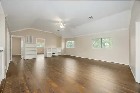 5498 Appleblossom Lane Friendswood TX 77546