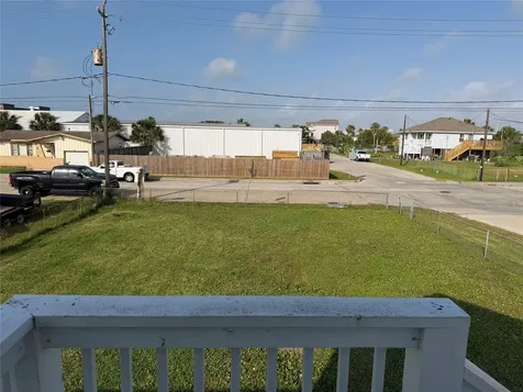 2303 Victory Street Galveston TX 77551