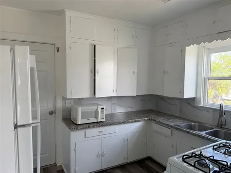 2303 Victory Street Galveston TX 77551