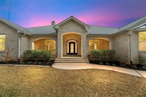 2051 Hillview Road Bellville TX 77418