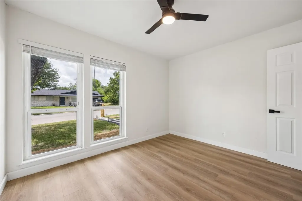 5203 Gladstone Drive Austin TX 78723