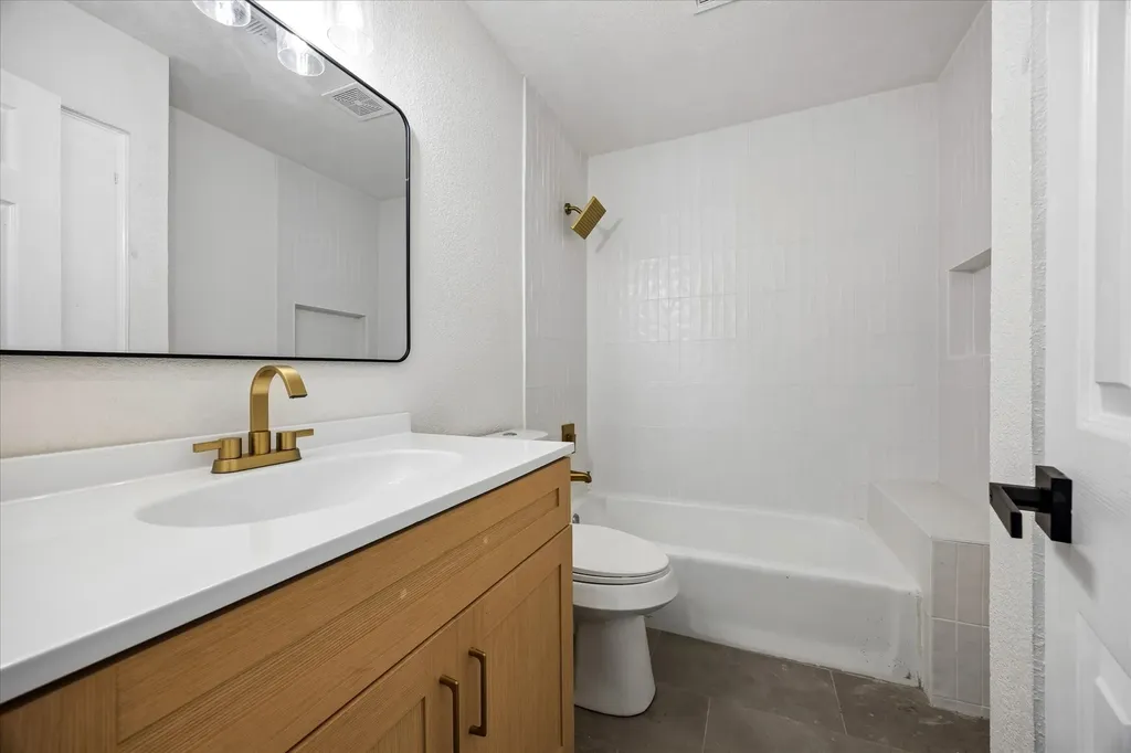 5203 Gladstone Drive Austin TX 78723