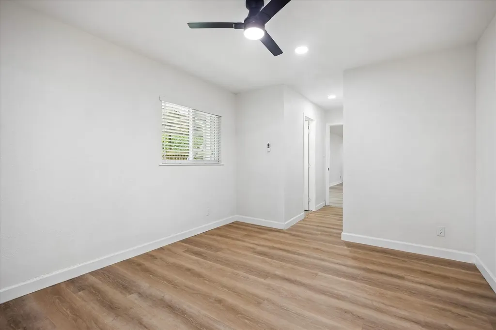 5203 Gladstone Drive Austin TX 78723