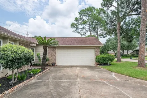 2838 Colony Drive Sugar Land TX 77479