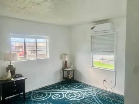 6004 Avenue T Galveston TX 77551