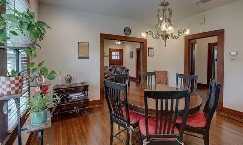 242 S Franklin Street La Grange TX 78945