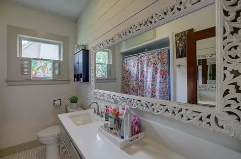 242 S Franklin Street La Grange TX 78945