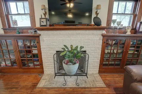 242 S Franklin Street La Grange TX 78945