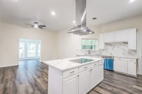 3230 Lake Island Drive Montgomery TX 77356