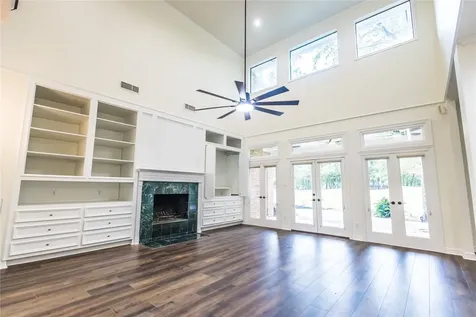 3230 Lake Island Drive Montgomery TX 77356
