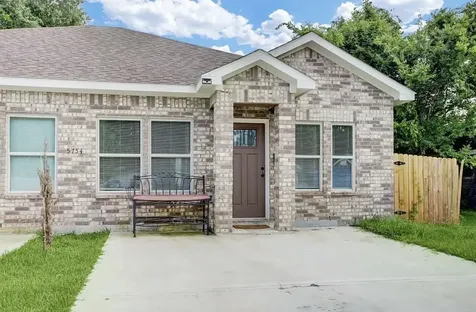 5754 Reed Rd B Houston TX 77033