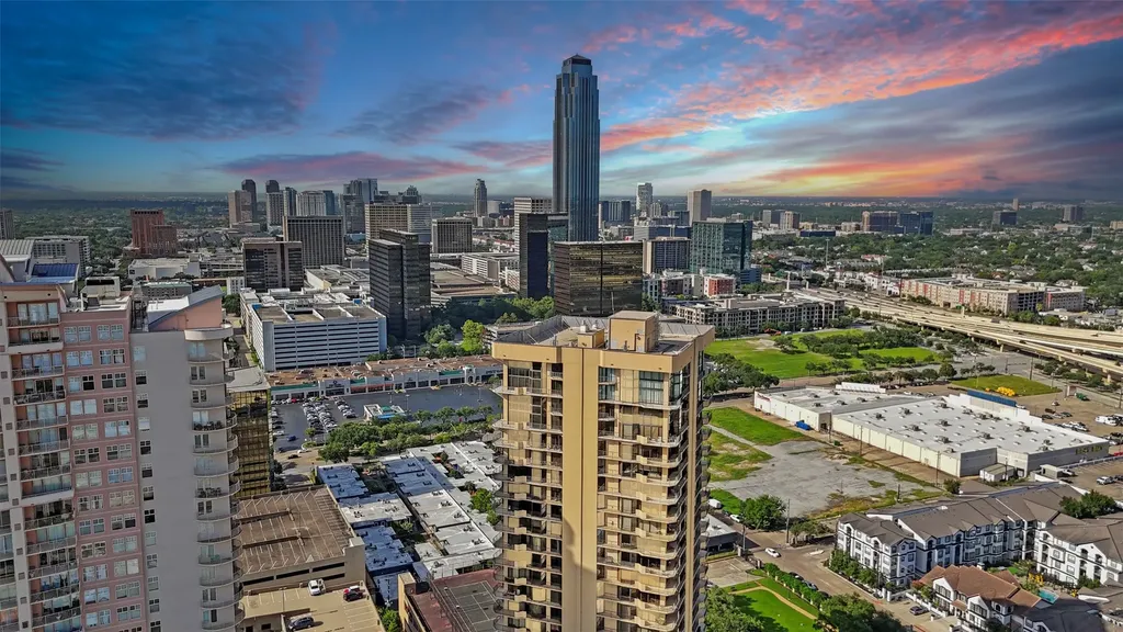 3350 Mccue Road 2301 Houston TX 77056