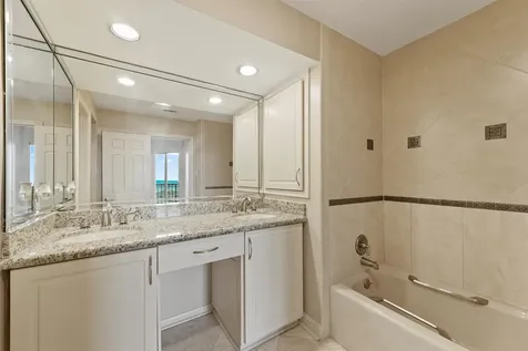 3350 Mccue Road 2301 Houston TX 77056