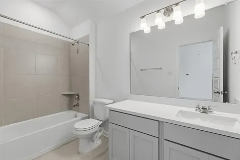 2454 Parker Street Seabrook TX 77586