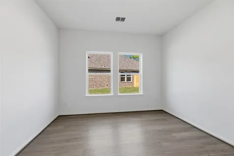 2454 Parker Street Seabrook TX 77586