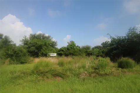 100 Kelly Lane Smith Point TX 77514