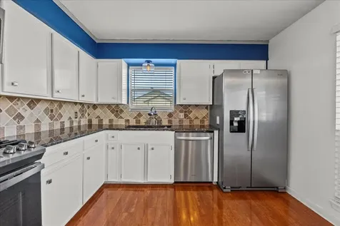 868 Bonita Street Bayou Vista TX 77563