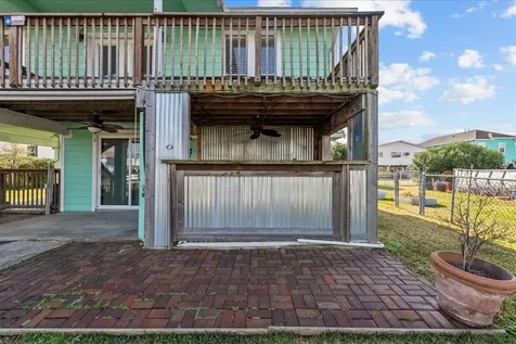 868 Bonita Street Bayou Vista TX 77563