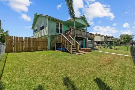 868 Bonita Street Bayou Vista TX 77563