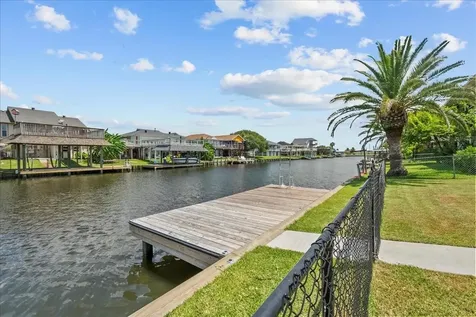 868 Bonita Street Bayou Vista TX 77563