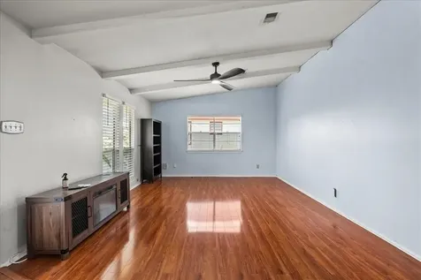 868 Bonita Street Bayou Vista TX 77563