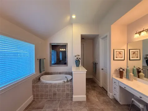 1127 Goose Landing Lane Richmond TX 77406
