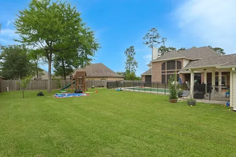 40519 Manor Drive Magnolia TX 77354
