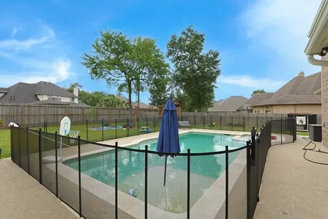 40519 Manor Drive Magnolia TX 77354