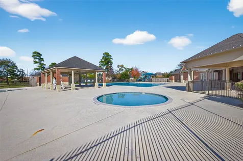 15914 Maple Shores Houston TX 77044