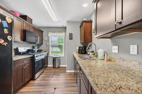5214 S Acres Drive Houston TX 77048