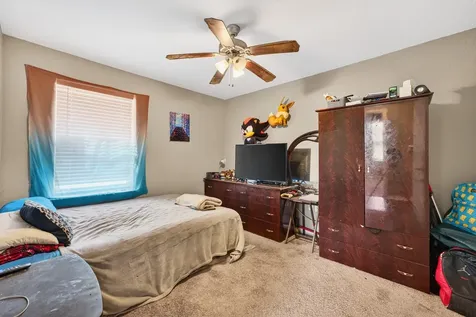 5214 S Acres Drive Houston TX 77048