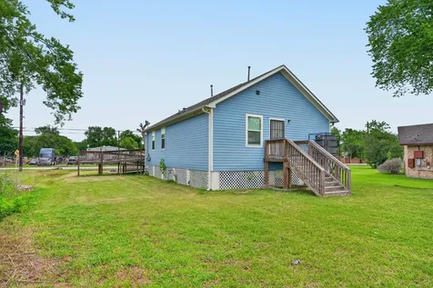 5214 S Acres Drive Houston TX 77048