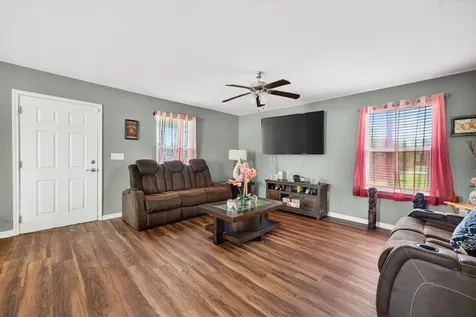 5214 S Acres Drive Houston TX 77048
