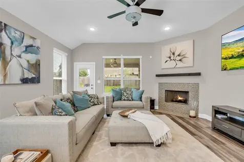 19055 Minero Lane Montgomery TX 77356