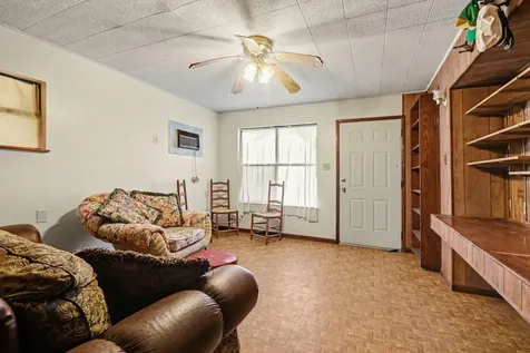 10518 Ocean Drive Beach City TX 77523