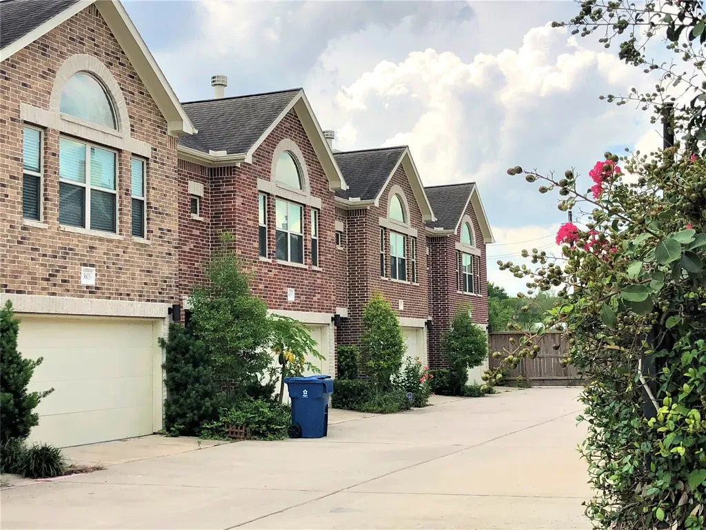 3618 Main Plaza Drive Houston TX 77025
