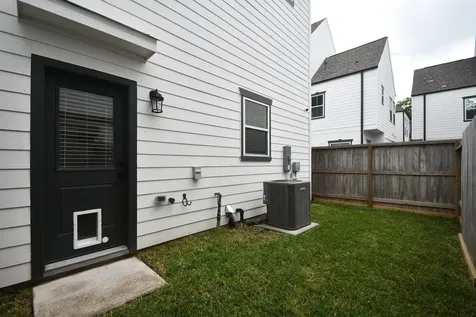 5418 Wheatley Street C Houston TX 77091