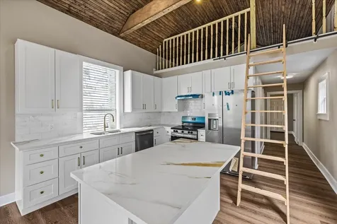1724 Winnie Street Galveston TX 77550