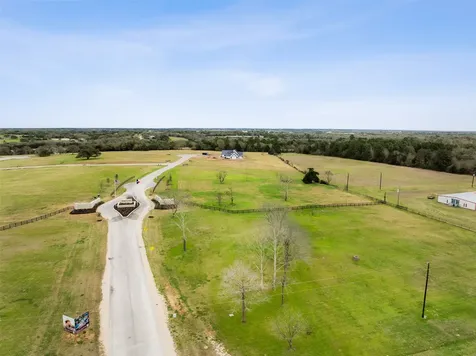 208 Astoria Avenue - Lot 3 Round Top TX 78954