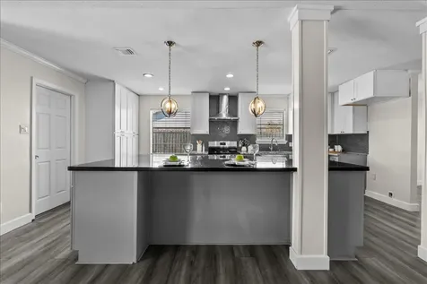 15514 Diana Lane Houston TX 77062