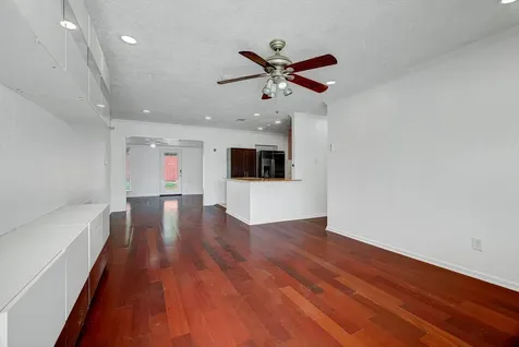 116 Tarpon Avenue Galveston TX 77550
